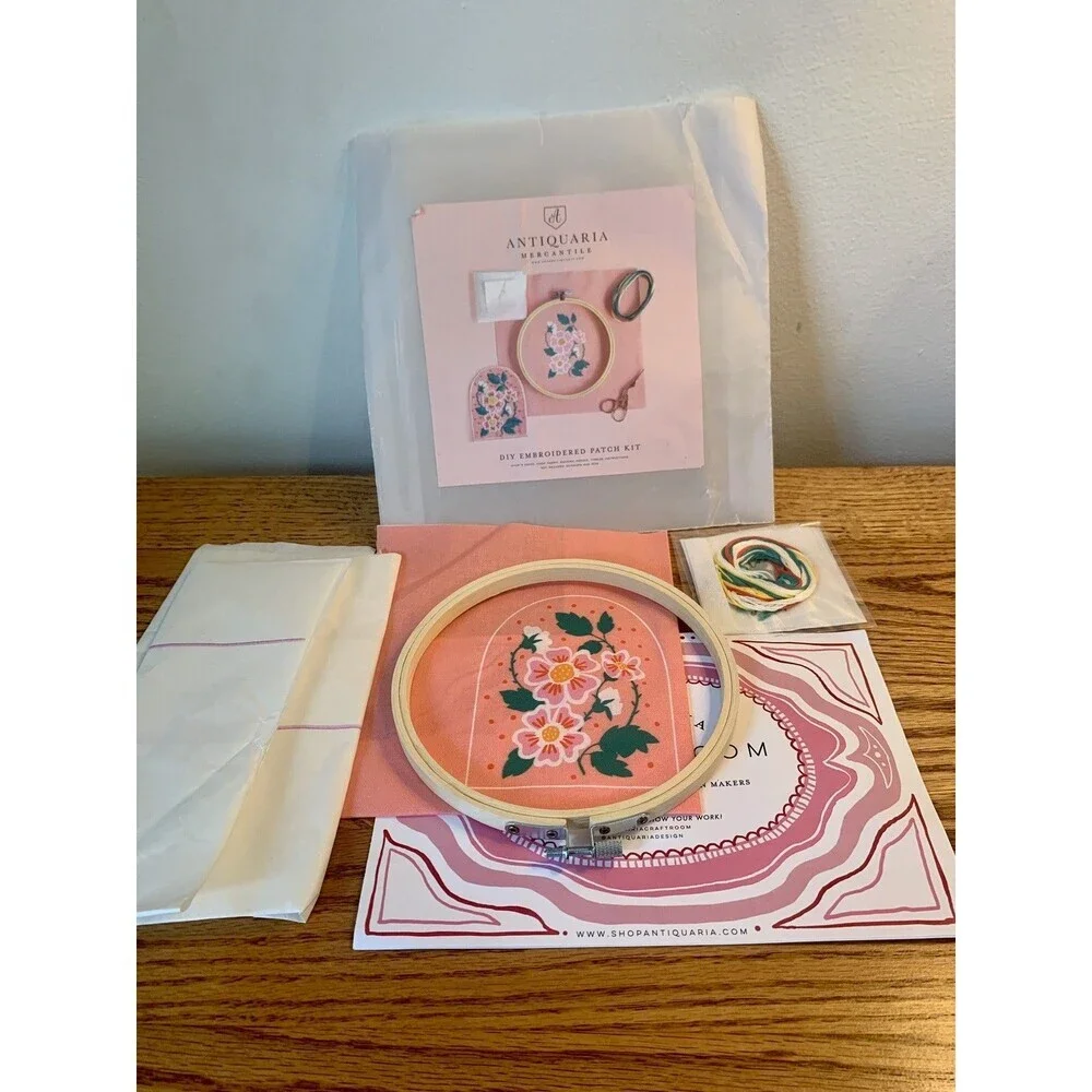 Antiquaria DIY Embroidery Kit: Roses Embroidery Patch Kit Craft Pink Floral New